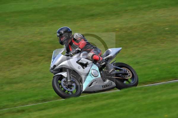 Motorcycle action photographs;cadwell;cadwell park photographs;event digital images;eventdigitalimages;motor racing louth lincolnshire;no limits trackday;peter wileman photography;trackday;trackday digital images;trackday photos