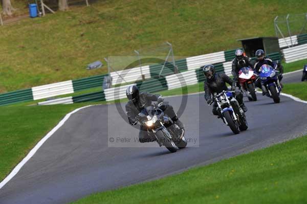 Motorcycle action photographs;cadwell;cadwell park photographs;event digital images;eventdigitalimages;motor racing louth lincolnshire;no limits trackday;peter wileman photography;trackday;trackday digital images;trackday photos