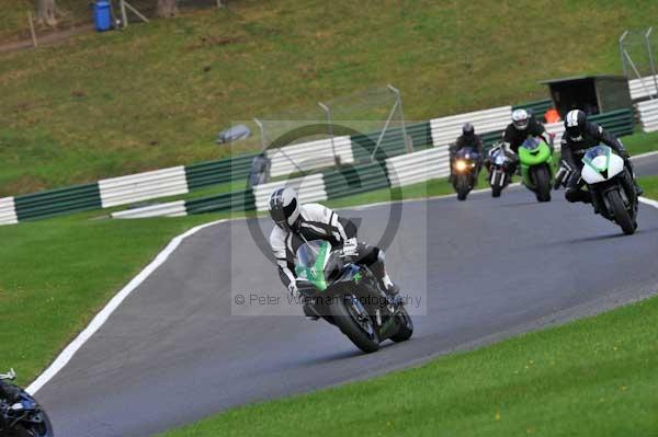 Motorcycle action photographs;cadwell;cadwell park photographs;event digital images;eventdigitalimages;motor racing louth lincolnshire;no limits trackday;peter wileman photography;trackday;trackday digital images;trackday photos