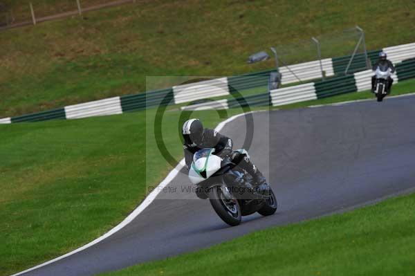 Motorcycle action photographs;cadwell;cadwell park photographs;event digital images;eventdigitalimages;motor racing louth lincolnshire;no limits trackday;peter wileman photography;trackday;trackday digital images;trackday photos