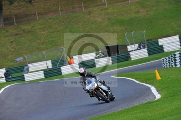 Motorcycle action photographs;cadwell;cadwell park photographs;event digital images;eventdigitalimages;motor racing louth lincolnshire;no limits trackday;peter wileman photography;trackday;trackday digital images;trackday photos