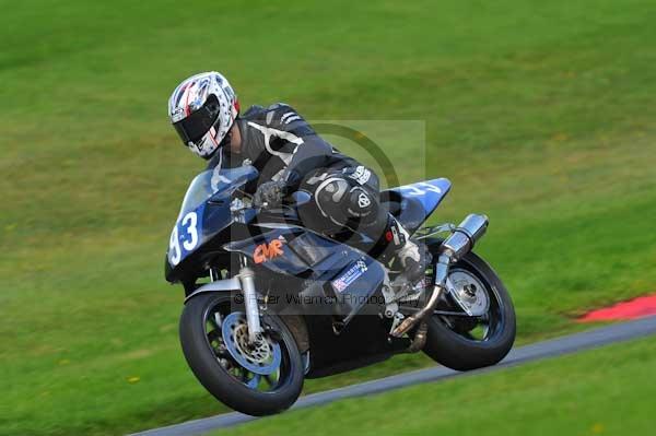 Motorcycle action photographs;cadwell;cadwell park photographs;event digital images;eventdigitalimages;motor racing louth lincolnshire;no limits trackday;peter wileman photography;trackday;trackday digital images;trackday photos