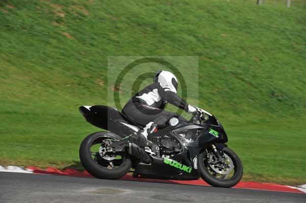 Motorcycle action photographs;cadwell;cadwell park photographs;event digital images;eventdigitalimages;motor racing louth lincolnshire;no limits trackday;peter wileman photography;trackday;trackday digital images;trackday photos