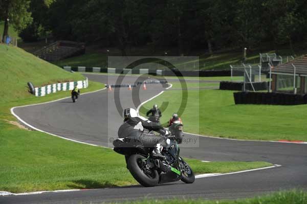 Motorcycle action photographs;cadwell;cadwell park photographs;event digital images;eventdigitalimages;motor racing louth lincolnshire;no limits trackday;peter wileman photography;trackday;trackday digital images;trackday photos