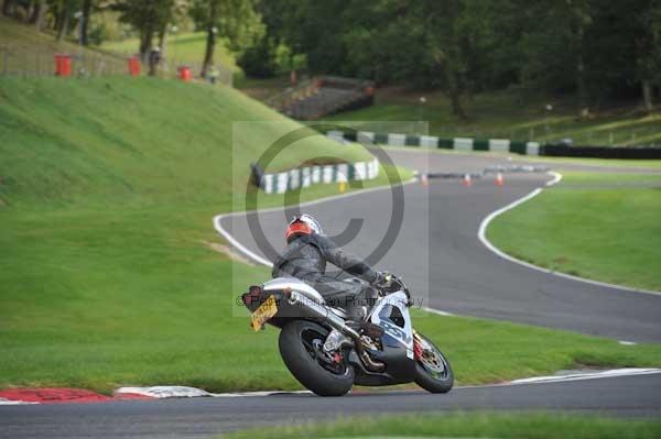 Motorcycle action photographs;cadwell;cadwell park photographs;event digital images;eventdigitalimages;motor racing louth lincolnshire;no limits trackday;peter wileman photography;trackday;trackday digital images;trackday photos