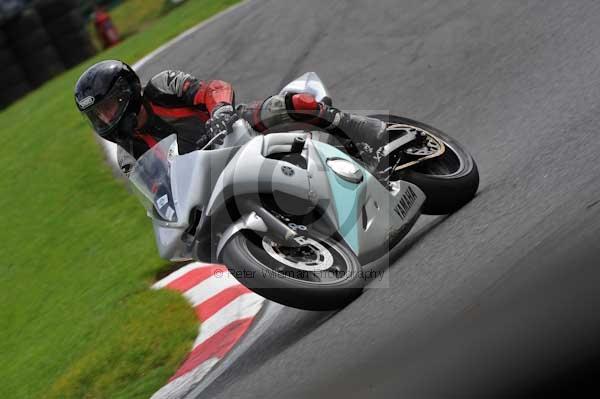 Motorcycle action photographs;cadwell;cadwell park photographs;event digital images;eventdigitalimages;motor racing louth lincolnshire;no limits trackday;peter wileman photography;trackday;trackday digital images;trackday photos