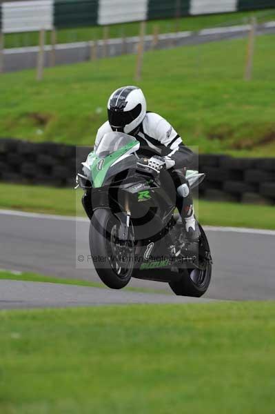 Motorcycle action photographs;cadwell;cadwell park photographs;event digital images;eventdigitalimages;motor racing louth lincolnshire;no limits trackday;peter wileman photography;trackday;trackday digital images;trackday photos