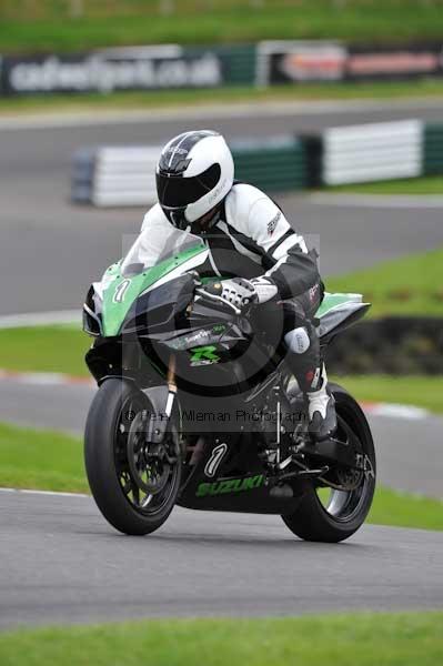 Motorcycle action photographs;cadwell;cadwell park photographs;event digital images;eventdigitalimages;motor racing louth lincolnshire;no limits trackday;peter wileman photography;trackday;trackday digital images;trackday photos