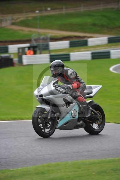 Motorcycle action photographs;cadwell;cadwell park photographs;event digital images;eventdigitalimages;motor racing louth lincolnshire;no limits trackday;peter wileman photography;trackday;trackday digital images;trackday photos