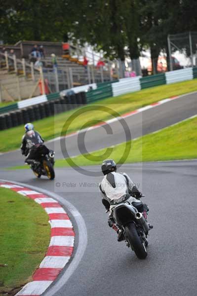 Motorcycle action photographs;cadwell;cadwell park photographs;event digital images;eventdigitalimages;motor racing louth lincolnshire;no limits trackday;peter wileman photography;trackday;trackday digital images;trackday photos