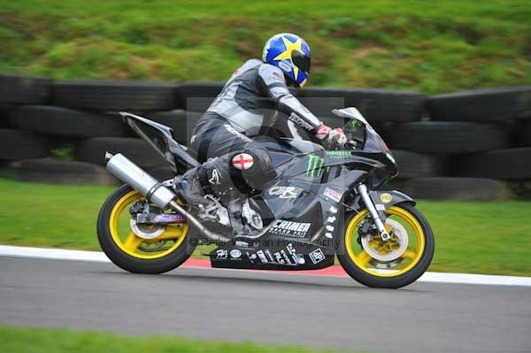 Motorcycle action photographs;cadwell;cadwell park photographs;event digital images;eventdigitalimages;motor racing louth lincolnshire;no limits trackday;peter wileman photography;trackday;trackday digital images;trackday photos