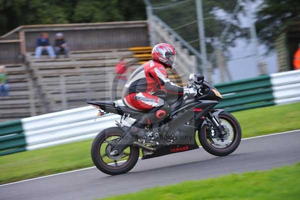 Motorcycle action photographs;cadwell;cadwell park photographs;event digital images;eventdigitalimages;motor racing louth lincolnshire;no limits trackday;peter wileman photography;trackday;trackday digital images;trackday photos