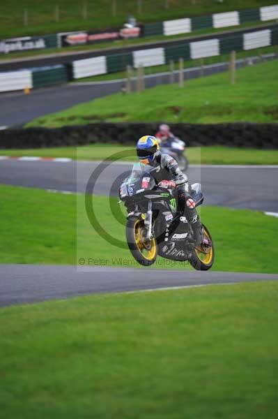 Motorcycle action photographs;cadwell;cadwell park photographs;event digital images;eventdigitalimages;motor racing louth lincolnshire;no limits trackday;peter wileman photography;trackday;trackday digital images;trackday photos