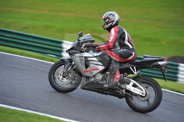 Motorcycle action photographs;cadwell;cadwell park photographs;event digital images;eventdigitalimages;motor racing louth lincolnshire;no limits trackday;peter wileman photography;trackday;trackday digital images;trackday photos