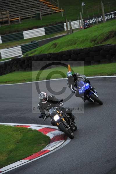 Motorcycle action photographs;cadwell;cadwell park photographs;event digital images;eventdigitalimages;motor racing louth lincolnshire;no limits trackday;peter wileman photography;trackday;trackday digital images;trackday photos