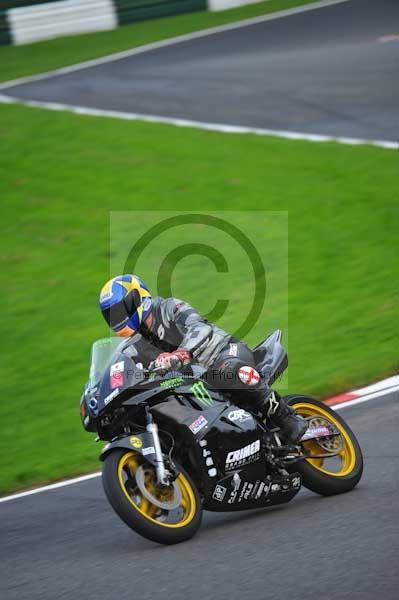 Motorcycle action photographs;cadwell;cadwell park photographs;event digital images;eventdigitalimages;motor racing louth lincolnshire;no limits trackday;peter wileman photography;trackday;trackday digital images;trackday photos