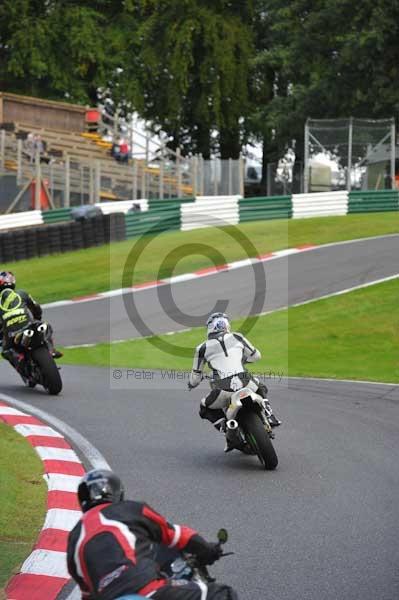 Motorcycle action photographs;cadwell;cadwell park photographs;event digital images;eventdigitalimages;motor racing louth lincolnshire;no limits trackday;peter wileman photography;trackday;trackday digital images;trackday photos