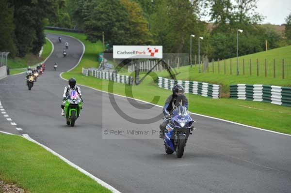 Motorcycle action photographs;cadwell;cadwell park photographs;event digital images;eventdigitalimages;motor racing louth lincolnshire;no limits trackday;peter wileman photography;trackday;trackday digital images;trackday photos