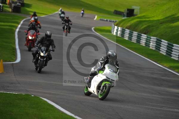 Motorcycle action photographs;cadwell;cadwell park photographs;event digital images;eventdigitalimages;motor racing louth lincolnshire;no limits trackday;peter wileman photography;trackday;trackday digital images;trackday photos