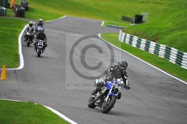 Motorcycle action photographs;cadwell;cadwell park photographs;event digital images;eventdigitalimages;motor racing louth lincolnshire;no limits trackday;peter wileman photography;trackday;trackday digital images;trackday photos