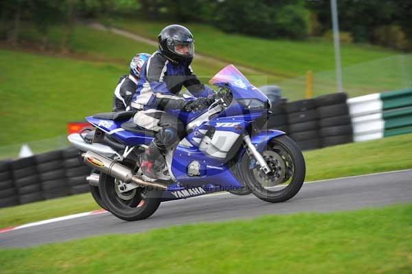 Motorcycle action photographs;cadwell;cadwell park photographs;event digital images;eventdigitalimages;motor racing louth lincolnshire;no limits trackday;peter wileman photography;trackday;trackday digital images;trackday photos