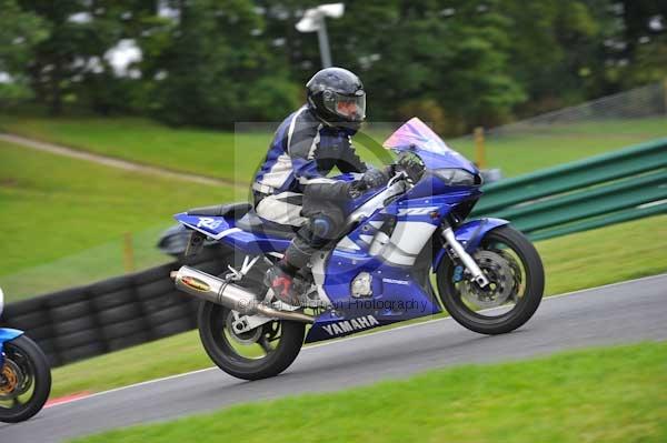 Motorcycle action photographs;cadwell;cadwell park photographs;event digital images;eventdigitalimages;motor racing louth lincolnshire;no limits trackday;peter wileman photography;trackday;trackday digital images;trackday photos