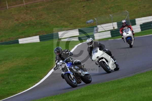 Motorcycle action photographs;cadwell;cadwell park photographs;event digital images;eventdigitalimages;motor racing louth lincolnshire;no limits trackday;peter wileman photography;trackday;trackday digital images;trackday photos