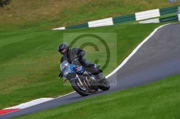 Motorcycle action photographs;cadwell;cadwell park photographs;event digital images;eventdigitalimages;motor racing louth lincolnshire;no limits trackday;peter wileman photography;trackday;trackday digital images;trackday photos