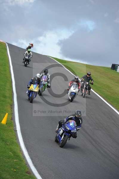 Motorcycle action photographs;cadwell;cadwell park photographs;event digital images;eventdigitalimages;motor racing louth lincolnshire;no limits trackday;peter wileman photography;trackday;trackday digital images;trackday photos