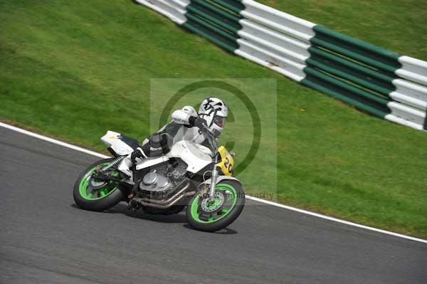 Motorcycle action photographs;cadwell;cadwell park photographs;event digital images;eventdigitalimages;motor racing louth lincolnshire;no limits trackday;peter wileman photography;trackday;trackday digital images;trackday photos