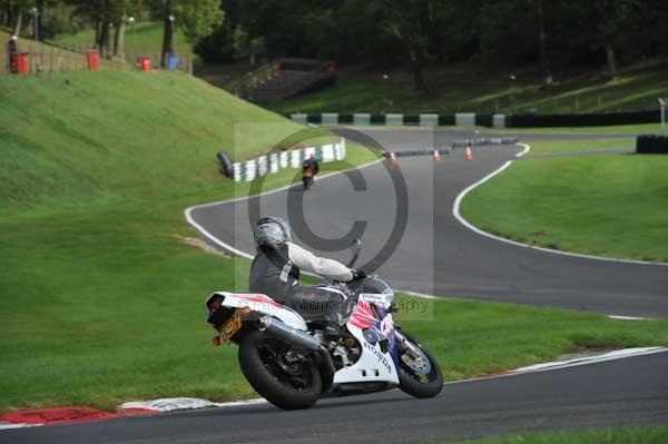 Motorcycle action photographs;cadwell;cadwell park photographs;event digital images;eventdigitalimages;motor racing louth lincolnshire;no limits trackday;peter wileman photography;trackday;trackday digital images;trackday photos