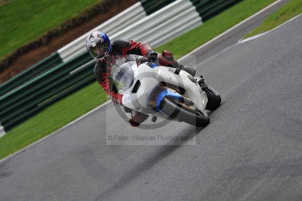 Motorcycle action photographs;cadwell;cadwell park photographs;event digital images;eventdigitalimages;motor racing louth lincolnshire;no limits trackday;peter wileman photography;trackday;trackday digital images;trackday photos