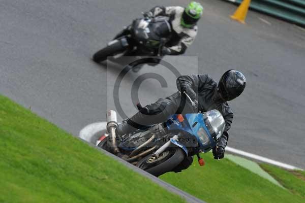 Motorcycle action photographs;cadwell;cadwell park photographs;event digital images;eventdigitalimages;motor racing louth lincolnshire;no limits trackday;peter wileman photography;trackday;trackday digital images;trackday photos