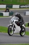 Motorcycle-action-photographs;cadwell;cadwell-park-photographs;event-digital-images;eventdigitalimages;motor-racing-louth-lincolnshire;no-limits-trackday;peter-wileman-photography;trackday;trackday-digital-images;trackday-photos