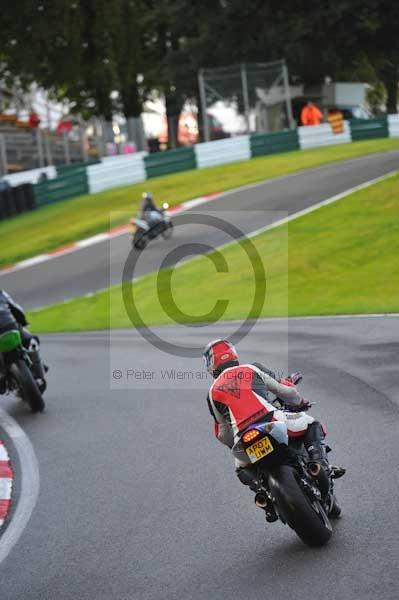 Motorcycle action photographs;cadwell;cadwell park photographs;event digital images;eventdigitalimages;motor racing louth lincolnshire;no limits trackday;peter wileman photography;trackday;trackday digital images;trackday photos