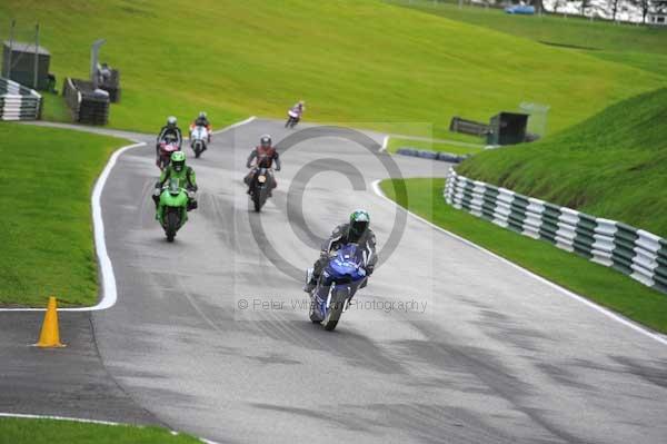 Motorcycle action photographs;cadwell;cadwell park photographs;event digital images;eventdigitalimages;motor racing louth lincolnshire;no limits trackday;peter wileman photography;trackday;trackday digital images;trackday photos