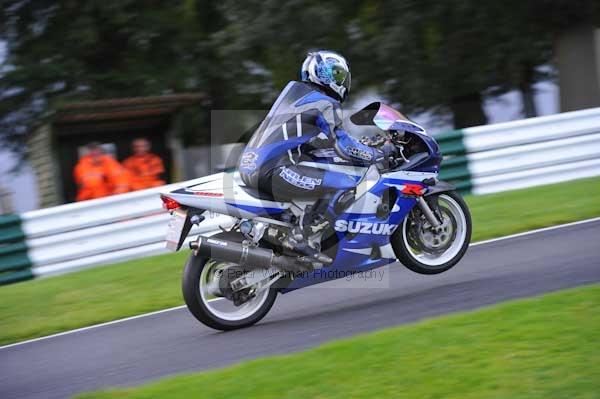 Motorcycle action photographs;cadwell;cadwell park photographs;event digital images;eventdigitalimages;motor racing louth lincolnshire;no limits trackday;peter wileman photography;trackday;trackday digital images;trackday photos