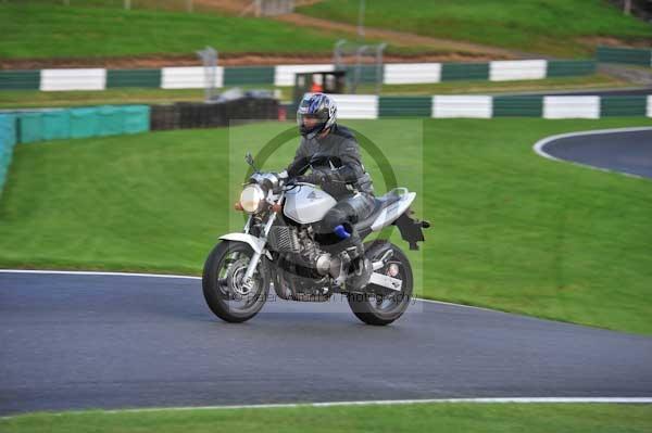 Motorcycle action photographs;cadwell;cadwell park photographs;event digital images;eventdigitalimages;motor racing louth lincolnshire;no limits trackday;peter wileman photography;trackday;trackday digital images;trackday photos