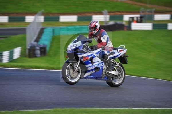 Motorcycle action photographs;cadwell;cadwell park photographs;event digital images;eventdigitalimages;motor racing louth lincolnshire;no limits trackday;peter wileman photography;trackday;trackday digital images;trackday photos