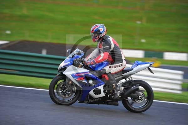 Motorcycle action photographs;cadwell;cadwell park photographs;event digital images;eventdigitalimages;motor racing louth lincolnshire;no limits trackday;peter wileman photography;trackday;trackday digital images;trackday photos