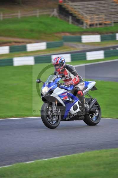 Motorcycle action photographs;cadwell;cadwell park photographs;event digital images;eventdigitalimages;motor racing louth lincolnshire;no limits trackday;peter wileman photography;trackday;trackday digital images;trackday photos