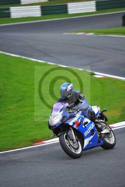 Motorcycle action photographs;cadwell;cadwell park photographs;event digital images;eventdigitalimages;motor racing louth lincolnshire;no limits trackday;peter wileman photography;trackday;trackday digital images;trackday photos