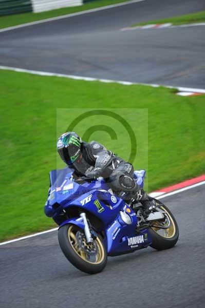 Motorcycle action photographs;cadwell;cadwell park photographs;event digital images;eventdigitalimages;motor racing louth lincolnshire;no limits trackday;peter wileman photography;trackday;trackday digital images;trackday photos