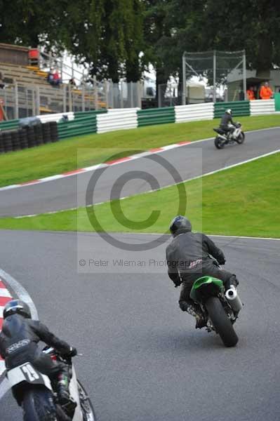 Motorcycle action photographs;cadwell;cadwell park photographs;event digital images;eventdigitalimages;motor racing louth lincolnshire;no limits trackday;peter wileman photography;trackday;trackday digital images;trackday photos