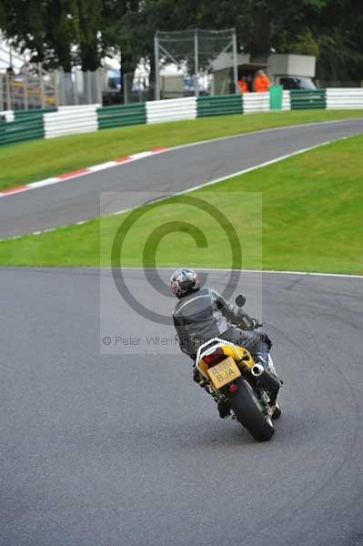 Motorcycle action photographs;cadwell;cadwell park photographs;event digital images;eventdigitalimages;motor racing louth lincolnshire;no limits trackday;peter wileman photography;trackday;trackday digital images;trackday photos