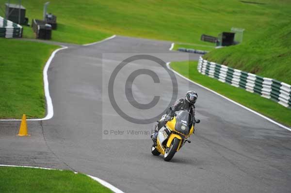 Motorcycle action photographs;cadwell;cadwell park photographs;event digital images;eventdigitalimages;motor racing louth lincolnshire;no limits trackday;peter wileman photography;trackday;trackday digital images;trackday photos