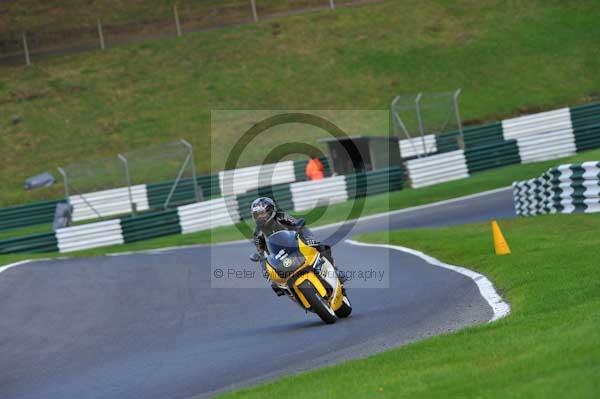 Motorcycle action photographs;cadwell;cadwell park photographs;event digital images;eventdigitalimages;motor racing louth lincolnshire;no limits trackday;peter wileman photography;trackday;trackday digital images;trackday photos