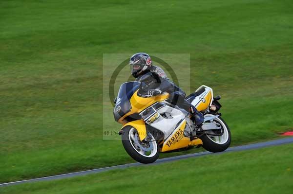 Motorcycle action photographs;cadwell;cadwell park photographs;event digital images;eventdigitalimages;motor racing louth lincolnshire;no limits trackday;peter wileman photography;trackday;trackday digital images;trackday photos