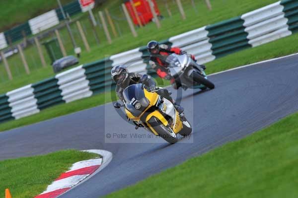 Motorcycle action photographs;cadwell;cadwell park photographs;event digital images;eventdigitalimages;motor racing louth lincolnshire;no limits trackday;peter wileman photography;trackday;trackday digital images;trackday photos