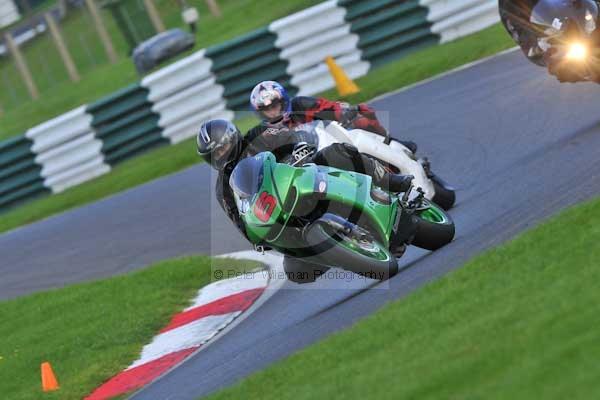 Motorcycle action photographs;cadwell;cadwell park photographs;event digital images;eventdigitalimages;motor racing louth lincolnshire;no limits trackday;peter wileman photography;trackday;trackday digital images;trackday photos